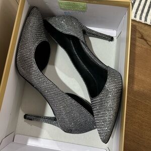 MICHAEL Michael Kors Lucille Flex D’orsay Textile Silver Stilettos